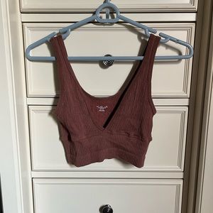 UO OUT FROM UNDER VNECK TANK